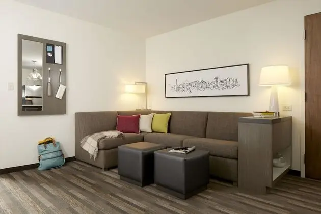 Süit (1 King Bed)