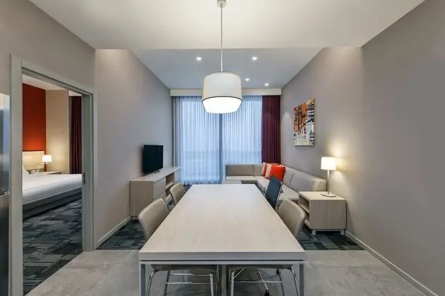 Süit, 1 En Büyük (King) Boy Yatak ve Çekyat (1 Bedroom)