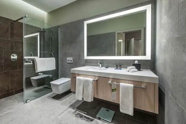 Süit, 1 En Büyük (King) Boy Yatak ve Çekyat (1 Bedroom)