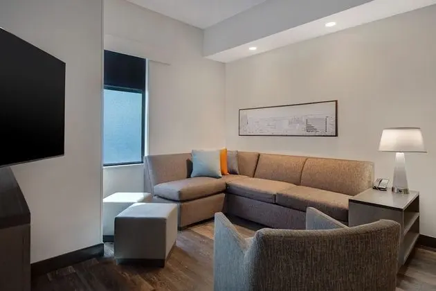 Süit, 1 Yatak Odası, Engellilere Uygun, Mutfak (1 King bed with Sofa Bed, Bathtub)