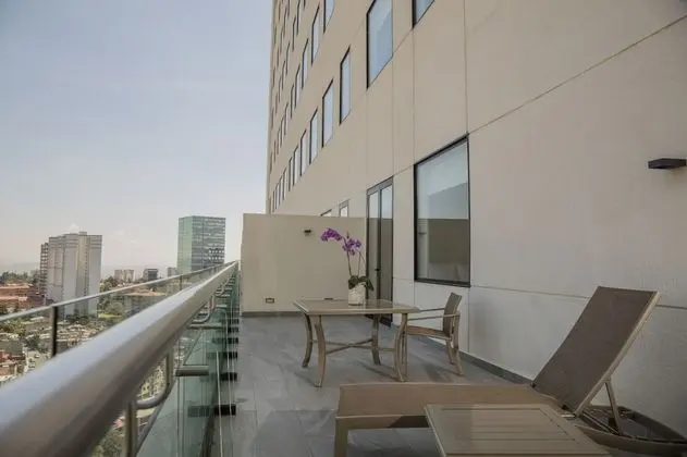 Stüdyo, 1 En Büyük (King) Boy Yatak ve Çekyat, Balkon