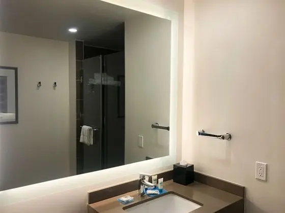 Stüdyo, 1 En Büyük (King) Boy Yatak ve Çekyat, Balkon