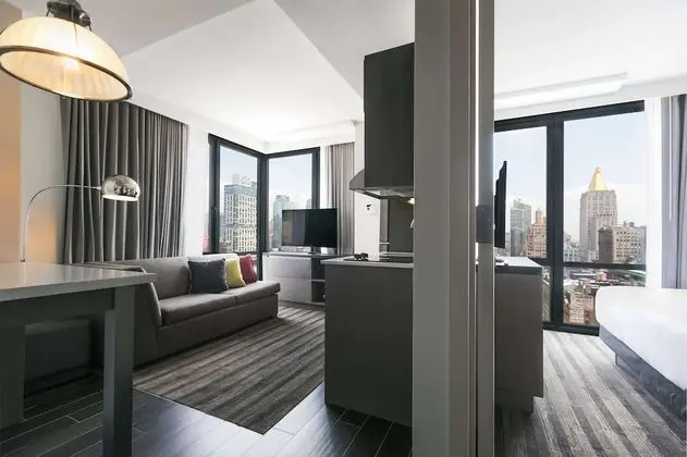 Süit, 1 Yatak Odası (High Floor)