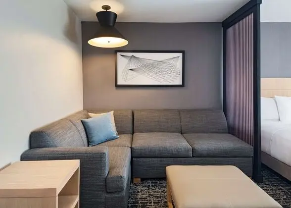 Oda, Birden Çok Yatak (High Floor)