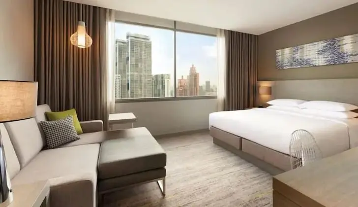 View King (With Sofa Bed)