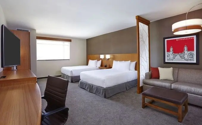 Guest Room, Oda, Birden Çok Yatak