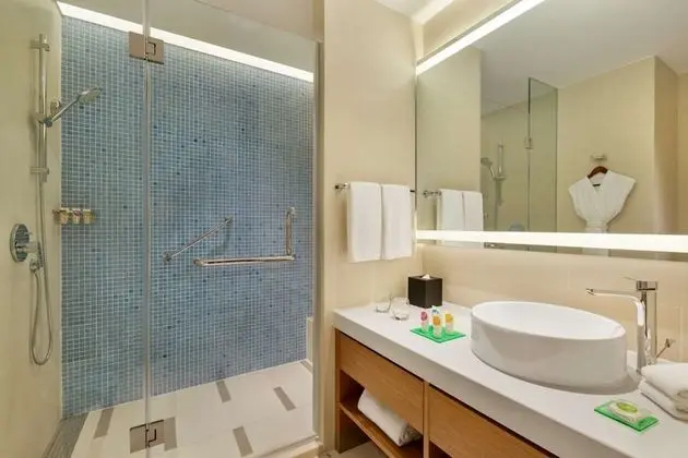 Oda, 1 En Büyük (King) Boy Yatak ve Çekyat, Şehir Manzaralı