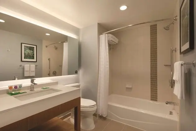 Oda (2 Queen Beds & 1 Sofabed, High Floor)
