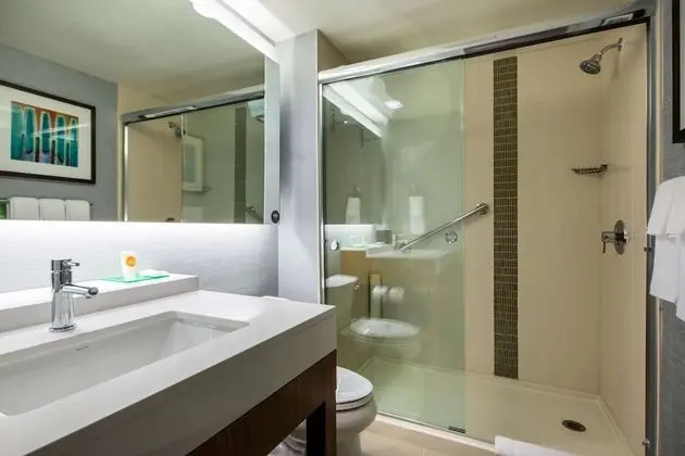 Oda, 1 En Büyük (King) Boy Yatak ve Çekyat (High Floor)