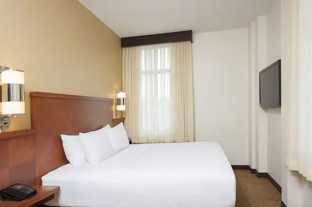 Süit, 1 Yatak Odası (1 King Bed with Sofa Bed)