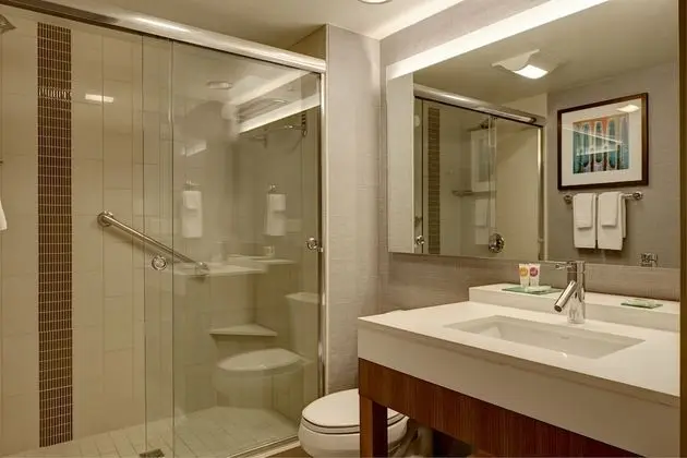 Oda, 1 En Büyük (King) Boy Yatak ve Çekyat
