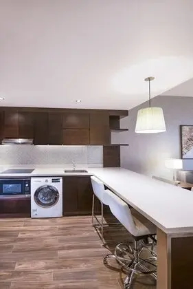Stüdyo, Şehir Manzaralı