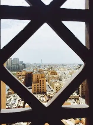 Stüdyo, Şehir Manzaralı