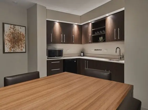 Süit, 1 Yatak Odası, Engellilere Uygun (Shower, 1 King Bed and Sofa Bed)