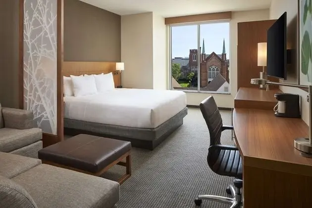 Oda, 1 En Büyük (King) Boy Yatak ve Çekyat, Engellilere Uygun (Shower)