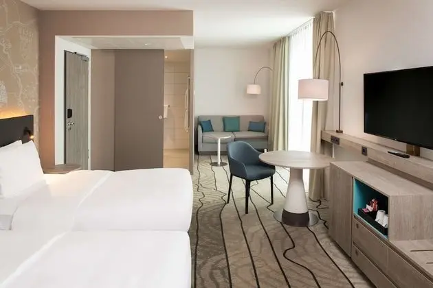 Room, 2 Twin Beds with Sofa Bed