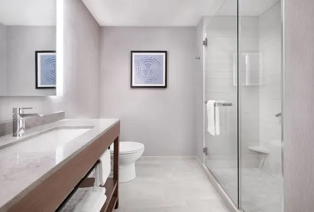 Oda, 1 En Büyük (King) Boy Yatak ve Çekyat (High Floor)