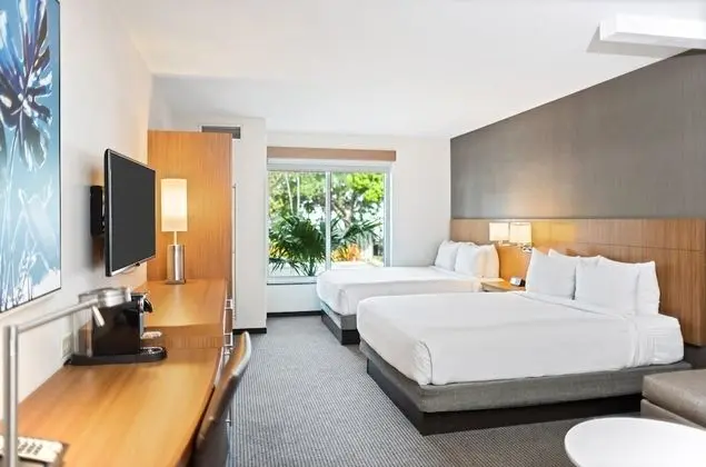 Superior 2 Queen Beds with Sleeper Sofa - Accessible