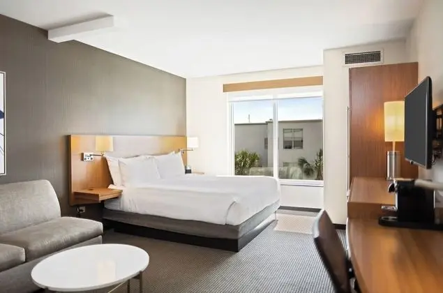 Superior King with Sleeper Sofa