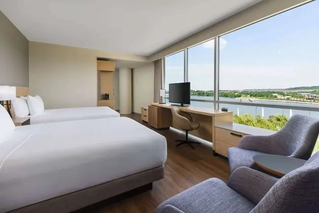 Corner Room 2 Queen Beds