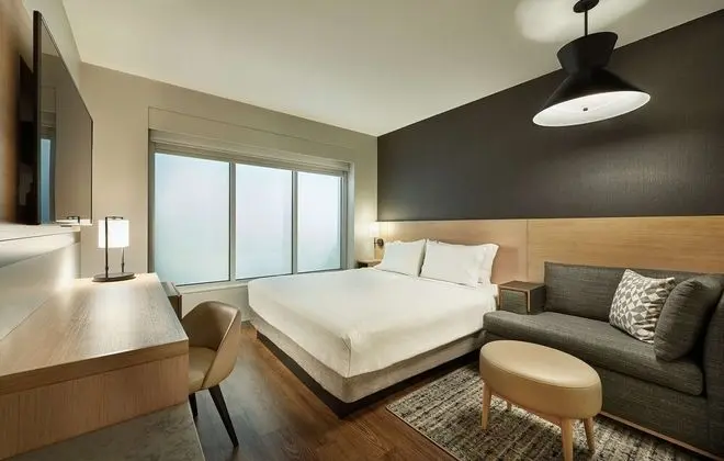 Oda, 1 En Büyük (King) Boy Yatak ve Çekyat (High Floor)
