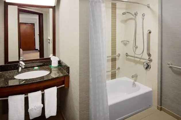 Oda, 1 Çift Kişilik Yatak, Engellilere Uygun (Shower)