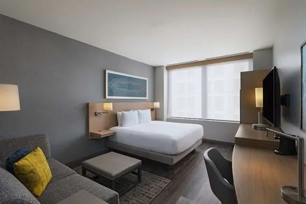 City Oda, 1 En Büyük (King) Boy Yatak ve Çekyat (High Floor)
