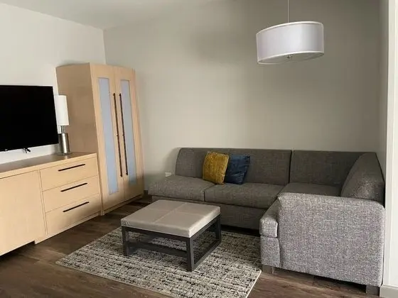 Premium Oda, 1 En Büyük (King) Boy Yatak ve Çekyat, Engellilere Uygun (Shower)