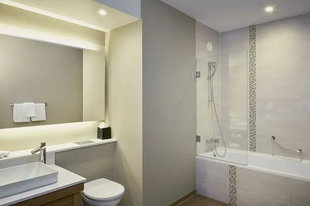 Oda, Birden Çok Yatak, Engellilere Uygun (with Shower)