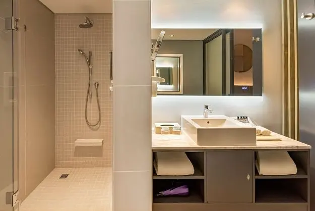 Club Oda, 1 En Büyük (King) Boy Yatak