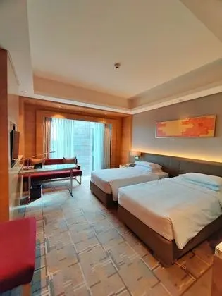 Regency Club with Lounge Access - Twin Bed