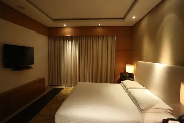 Oda, 1 En Büyük (King) Boy Yatak (High Floor)
