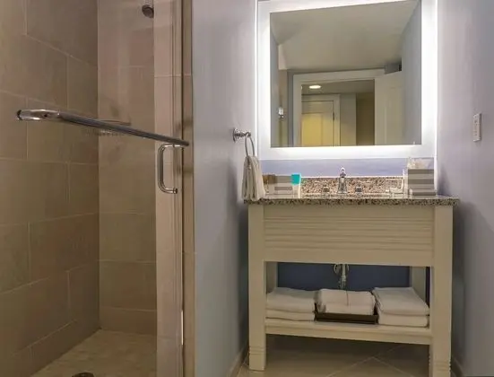 Deluxe Oda, 2 Büyük (Queen) Boy Yatak, Balkon, Okyanus Manzaralı