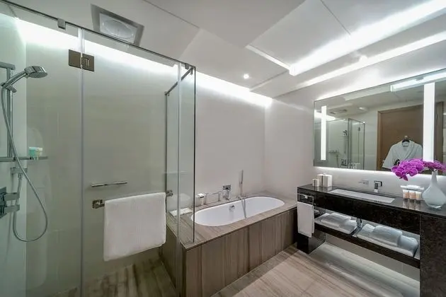 Family Room (4 adults)