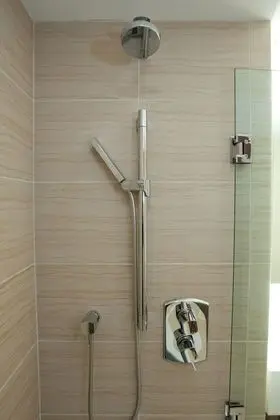 Oda, 2 Çift Kişilik Yatak, Engellilere Uygun (Shower)