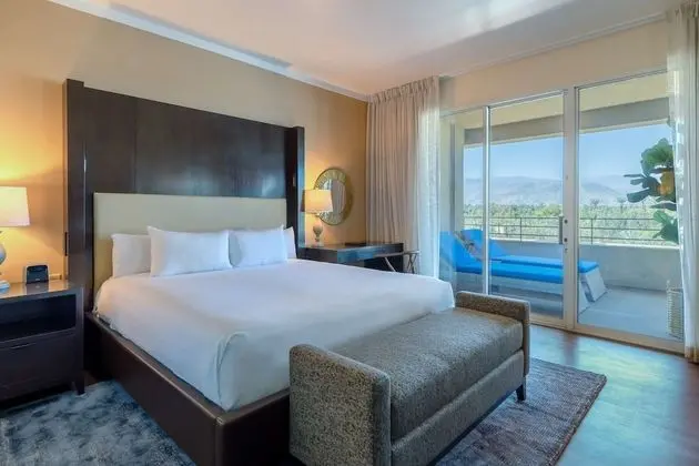 Çatı Katı Süiti (Penthouse) (Suite)