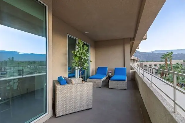 Çatı Katı Süiti (Penthouse) (Suite)