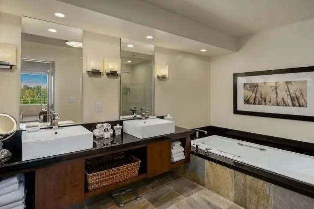Çatı Katı Süiti (Penthouse) (Suite)