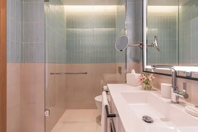 Oda, 1 Büyük (Queen) Boy Yatak