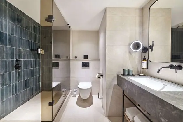 Club Oda, 1 En Büyük (King) Boy Yatak, Şehir Manzaralı