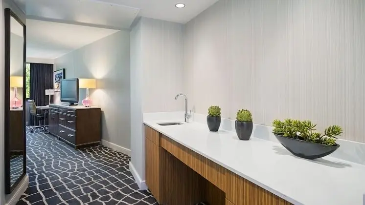 Atrium, Oda, 1 En Büyük (King) Boy Yatak, Balkon