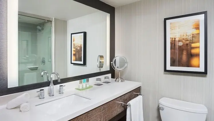 Atrium, Oda, 1 En Büyük (King) Boy Yatak, Balkon