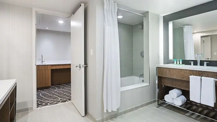 Oda, 1 En Büyük (King) Boy Yatak, Balkon