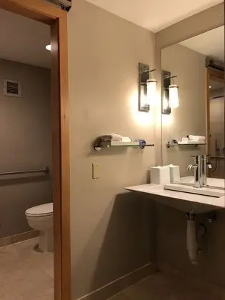 Oda, 1 En Büyük (King) Boy Yatak (High Floor)