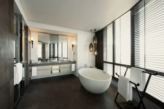 Büyük Yataklı Tek Kişilik Oda