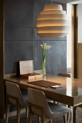 Büyük Yataklı Tek Kişilik Oda