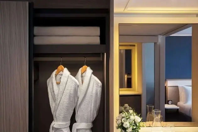 Süit, Balkon, Liman Manzaralı