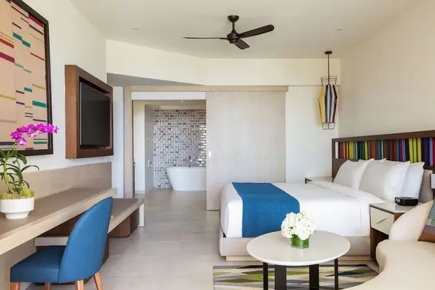 Club Ocean View One Bedroom Grand Master Suite