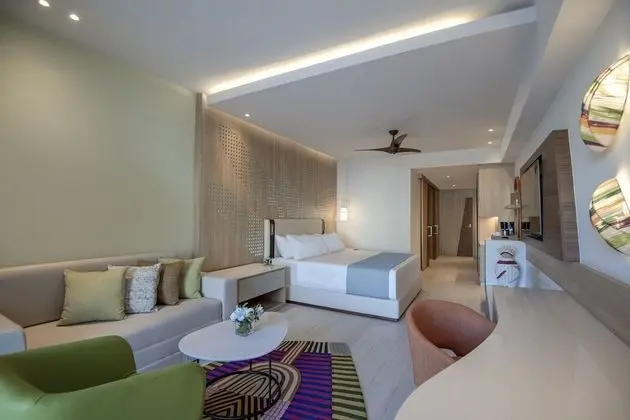 Resort View Junior Suite King