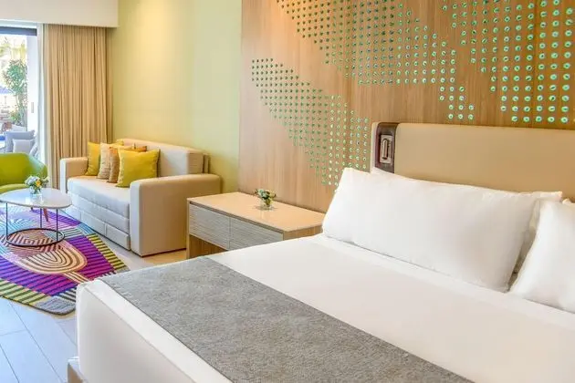 Resort View Junior Suite King